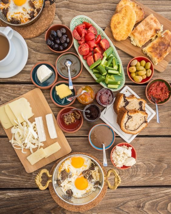 ترک ها برای صبحانه چه می خورند؟